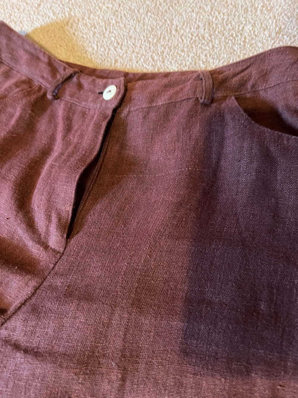 VTG Harve Bernard Sz. Sm. Linen Capri. Good cond. burgundy. - Picture 7 of 9